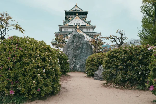 Osaka Castle the most famous castles in japan — Stock Photo, Image