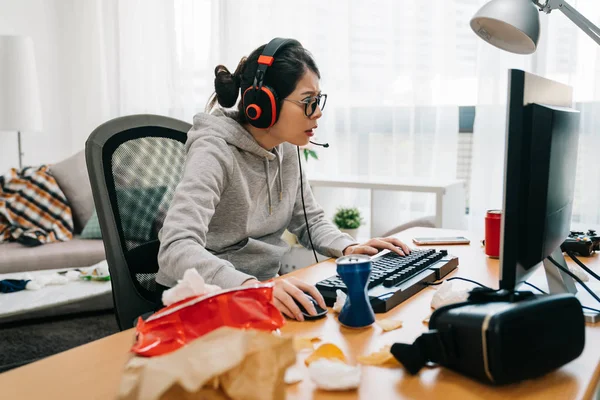 Annoyed Girlfriend Waiting for Boyfriend To Stop Playing Video-games Stock  Photo - Image of game, gamer: 100430632