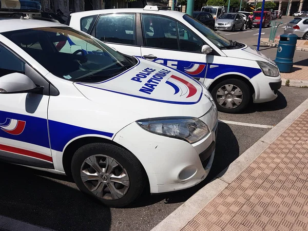 Menton Francia Mayo 2018 Dos Coches Policía Francesa Estacionados Frente — Foto de Stock