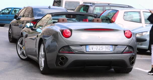 Beaulieu Sur Mer França Junho 2018 Beautiful Gray Ferrari California — Vídeo de Stock