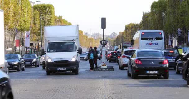 Paris França Outubro 2018 Busy Heavy Traffic Avenue Des Champs — Vídeo de Stock