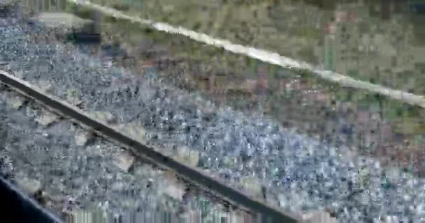 Άποψη Σχετικά Τις Ράγες Από Παράθυρο Του Μετακινούνται Τραίνο Υψηλής — Αρχείο Βίντεο