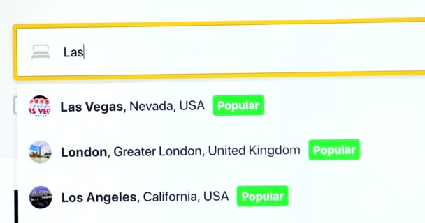 フランス 2018 ラスベガス ネバダ州アメリカ合衆国 Booking Com ウェブサイトにオンラインのホテル予約 コンピューターのモニター画面の Dci 解像度のクローズ — ストック動画