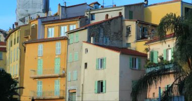 Provence eski köy Menton, Akdeniz, Fransız Riviera, Avrupa - Dci 4k çözünürlüklü renkli evleri
