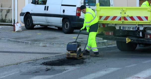 Roquebrune Cap Martin Francia Diciembre 2018 Reparación Asfalto Carretera Con — Vídeos de Stock