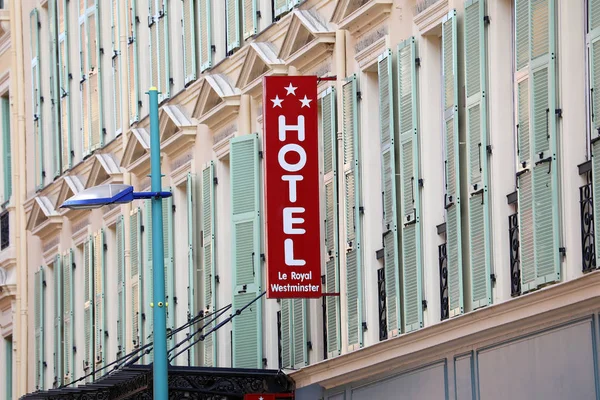 Menton Francia Marzo 2018 Hotel Sign Facade Star Hotel Royal — Foto de Stock