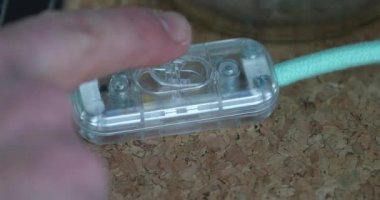 Elektronik cihazlar açık/kapalı güç düğmesine basarak, 10 sıra kadar kapatmak güç düğmeleri olmak preslenmiş - Dci 4k çözünürlük