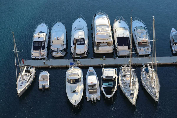 Fontvieille Mônaco Janeiro 2019 Top View Luxurious Sailing Yachts Boats — Fotografia de Stock