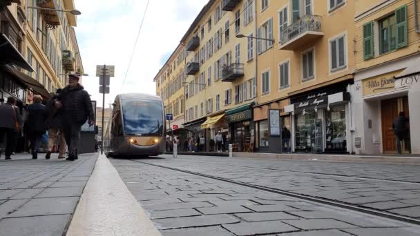 Niza Francia Abril 2019 Moderno Tranvía Sale Estación Garibaldi Centro — Vídeos de Stock