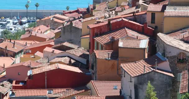Vista Aérea Casas Coloridas Telhados Vermelhos Cidade Velha Menton Riviera — Vídeo de Stock