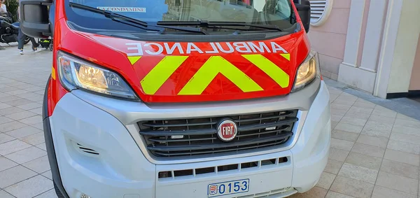 Ambulance des pompiers à Monte-Carlo Monaco — Photo
