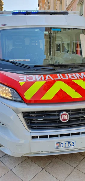 Ambulance des pompiers à Monte-Carlo Monaco — Photo