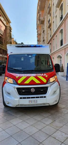 Πυροσβεστική Υπηρεσία ασθενοφόρου στο Μονακό — Φωτογραφία Αρχείου