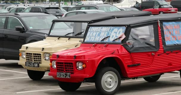 Nice Francie Května 2019 Dva Citroen Mehari Francouzská Starožitné Vozy — Stock video