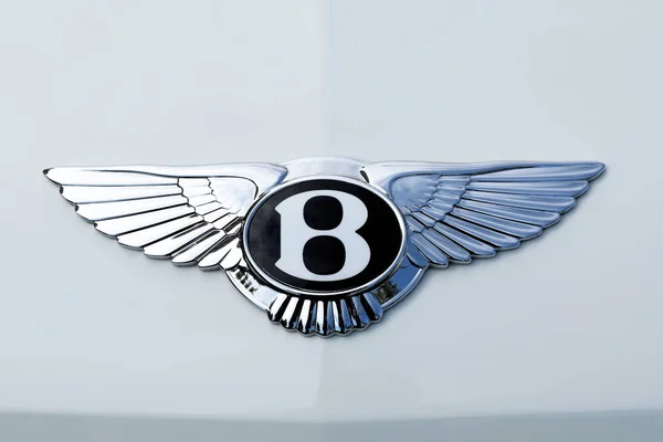 Bentley Alado B Símbolo Macro — Fotografia de Stock