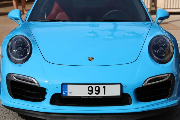 Porsche 911 Carrera Turbo S azul —  Fotos de Stock