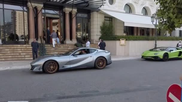 Monte Carlo Mónaco Junio 2019 Hombre Conduciendo Ferrari 812 Superfast — Vídeo de stock