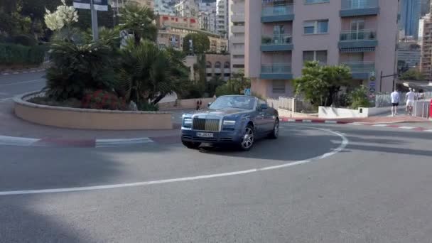 Monte Carlo Mônaco Junho 2019 Luxury Rolls Royce Phantom Drophead — Vídeo de Stock