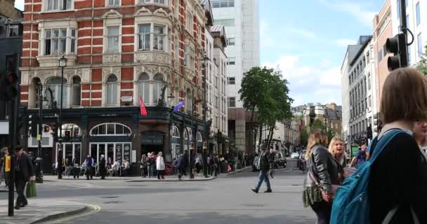 Λονδίνο Μαΐου 2019 Σταυροδρόμι Διασταύρωσης Επισκεψιμότητας Στο Λονδίνο Στο Κέντρο — Αρχείο Βίντεο