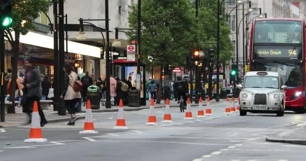 Londra Ngiltere Mayıs 2019 Londra Taksiler Double Decker Red Bus — Stok video