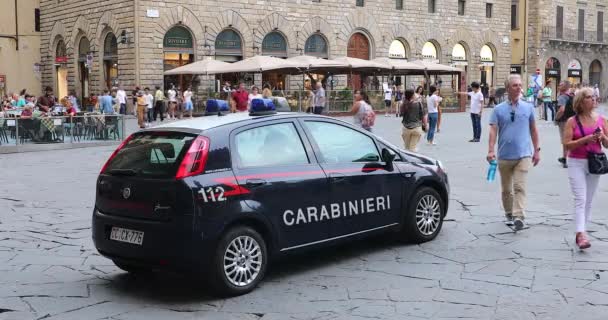 Florencia Italia Agosto 2019 Fiat Punto Police Car Carabinieri Vista — Vídeo de stock