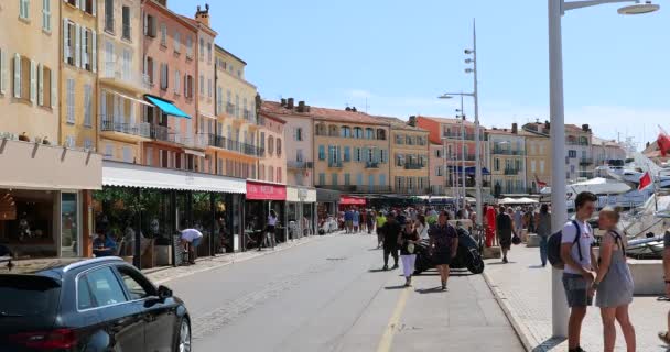 Saint Tropez Francja Września 2019 Tłum Turystów Sklepów Restauracji Jachtów — Wideo stockowe