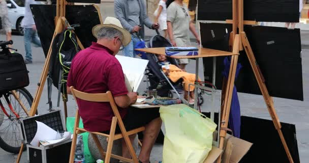 Florence Italy August 2019 Back View Street Artist Makes Sells — Stockvideo