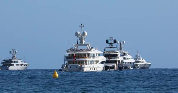 Roquebrune Cap Martin France September 2019 Yachten Mit Horizontlinie Mediterranen — Stockvideo