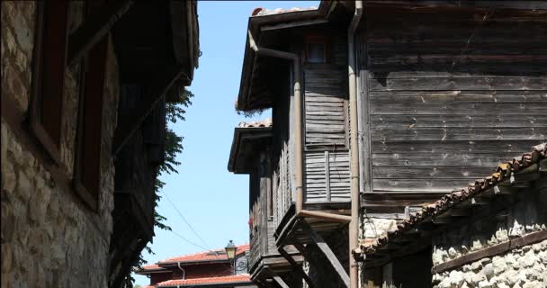 Bulgaristan Güneyindeki Nessebar Daki Geleneksel Eski Ahşap Evler Karadeniz Kıyısı — Stok video