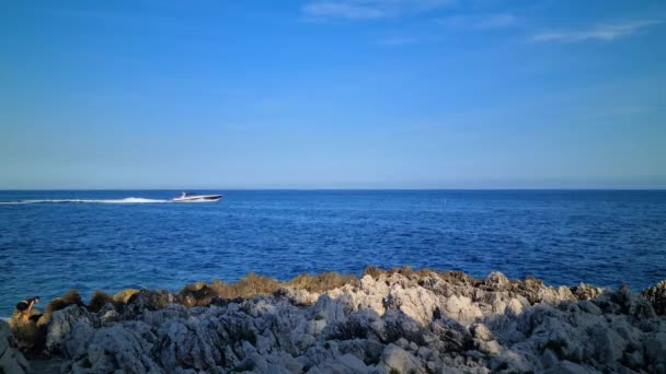 Roquebrune Cap Martin França Julho 2020 Fast Motor Boat Com — Vídeo de Stock