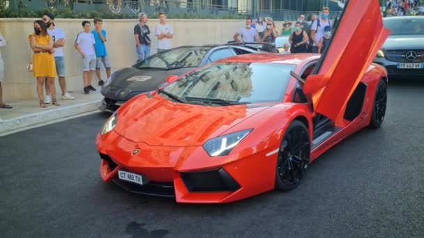 摩纳哥蒙特卡洛 2020年8月17日 Beautiful Orange Lamborghini Aventador Doors Open Italian Supercar — 图库视频影像