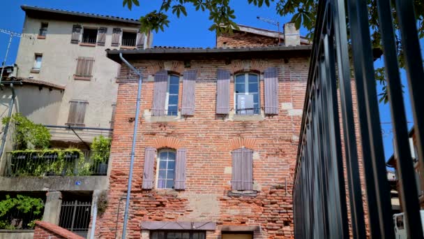 Albi Frankrijk Augustus 2020 Facade Red Brick House Typisch Voor — Stockvideo