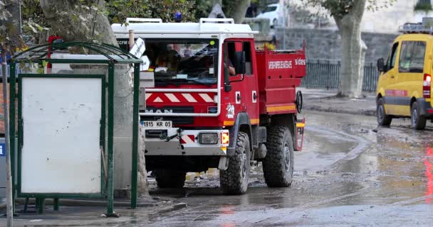 Breil Sur Roya França Outubro 2020 Francês Man Red Fire — Vídeo de Stock