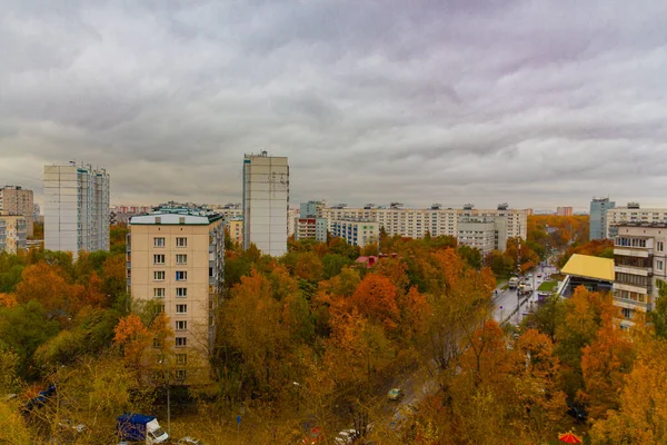 Moskau Russland Oktober 2019 Goldener Herbst Moskau Bewölkte Wohnlandschaft Mit — Stockfoto