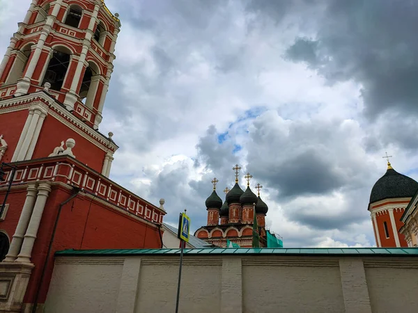 Moscow Rússia Julho 2019 Mosteiro Vysokopetrovsky Mosteiro Ortodoxo Russo Fundado — Fotografia de Stock