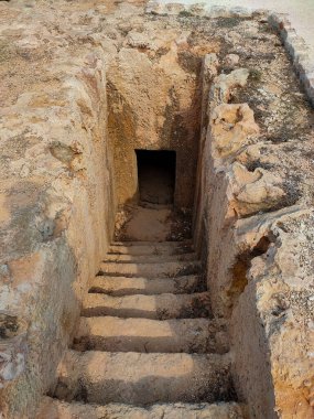 Makronissos Mezarlığı Helenistik dönemden kalma antik bir mezarlık. Makronissos, Ayia Napa (Agia Napa), Cyrpus.