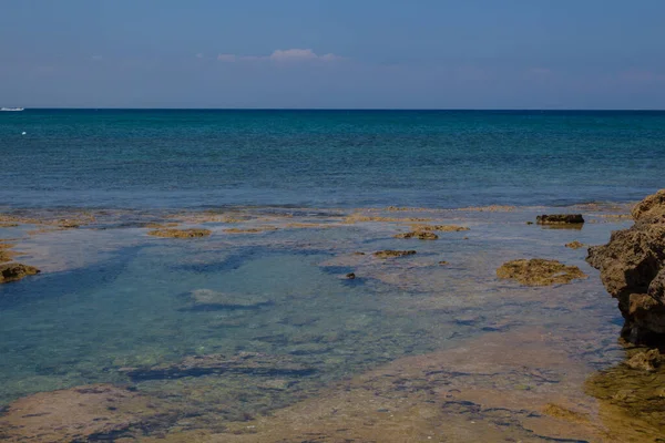 Côte Méditerranéenne Protaras Chypre Protaras Est Une Station Touristique Prédominance — Photo