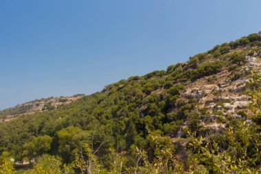 Yunanistan 'ın Girit kentindeki Myli köyü yakınlarındaki panoramik manzara.
