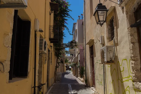 Rethymno Grecja Lipca 2016 Wąska Wenecka Ulica Stare Miasto Rethymnon — Zdjęcie stockowe