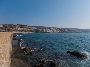 Rethymno, Yunanistan - 29 Temmuz 2016: Akdeniz (Girit Denizi).