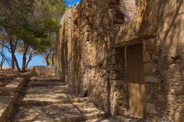 Yunanistan 'ın Girit kentindeki Fortezza kentindeki Ayios Theodoros Kilisesi.