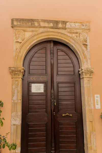 Rethymno Greece July 2016 Old Archway Portal 雷森农古城是文艺复兴时期保存最完好的城镇之一 — 图库照片