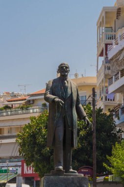 Rethymno, Yunanistan - 31 Temmuz 2016: Eleftherios Venizelos Heykeli. Eleftherios Kyriakou Venizelos, Yunan ulusal kurtuluş hareketinin seçkin bir lideri ve 20. yüzyılın başlarında tanıtımlarıyla hatırlanan karizmatik bir devlet adamıydı.