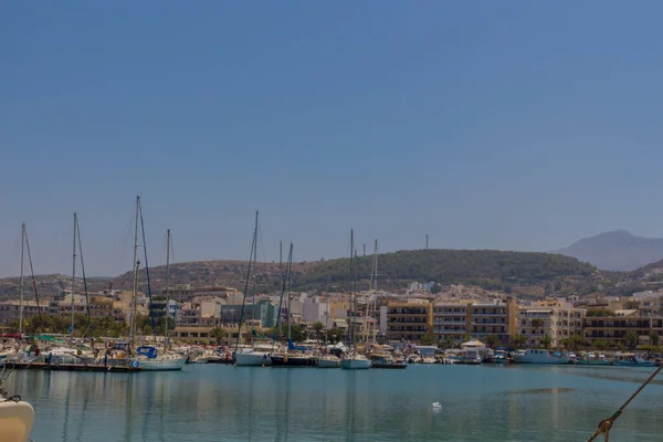 Rethymno Grecia Agosto 2016 Yates Puerto Rethymno Rethymno Tercera Ciudad — Foto de Stock