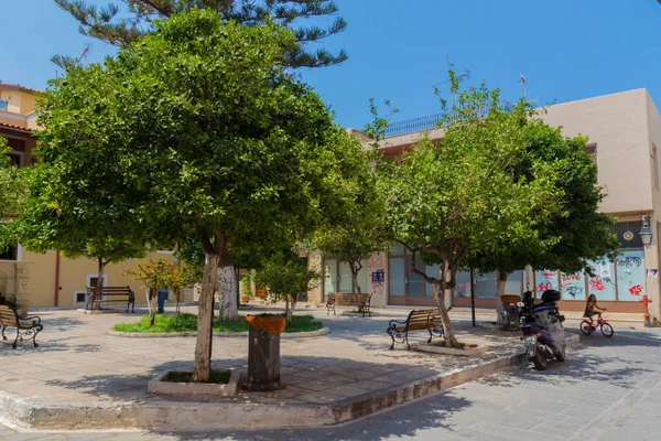 Rethymno Grecia Agosto 2016 Pequeña Plaza Casco Antiguo Casco Antiguo — Foto de Stock