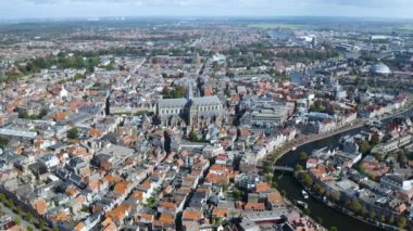 Hollanda, Haarlem - 17-08-2020: Haarlem şehrinin yukarıdan görüntüsü