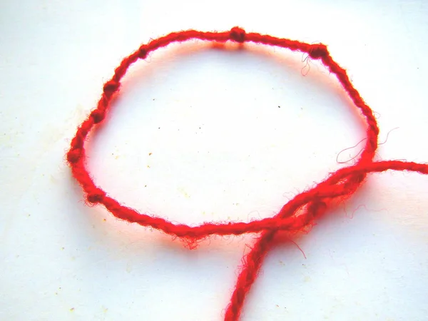 Red Thread Knots White Background Macro — Stock Photo, Image