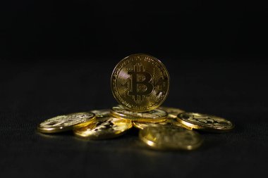 Bitcoin. Kripto para birimi altın Bitcoin, Btc, Bit sikke. Makro çekim Bitcoin sikke.
