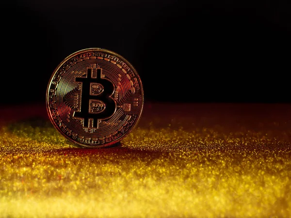 Bitcoin. Kripto para birimi altın Bitcoin, Btc, Bit sikke. Makro çekim Bitcoin sikke.