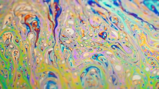 Crear fondo abstracto utilizando la superficie móvil de patrones de burbujas de colores — Vídeo de stock